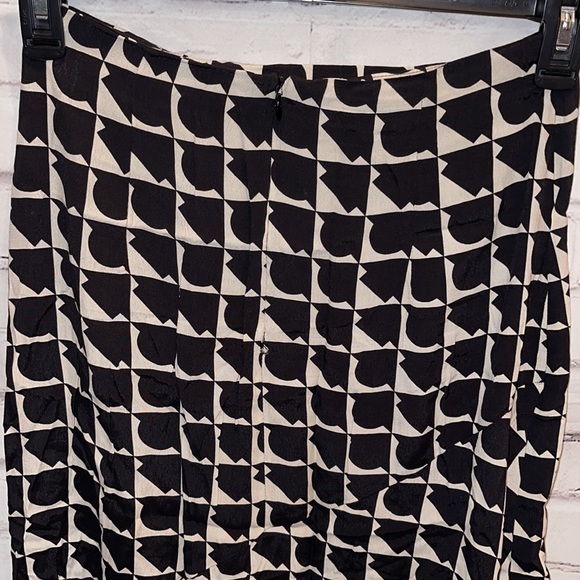 NWT ZARA MIDI LENGTH HIGH SLIT SKIRT SZ SM - Picture 5 of 12